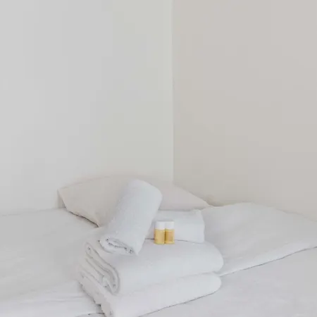 Grand Studio Fonctionnel Republique - 10 Apartament *